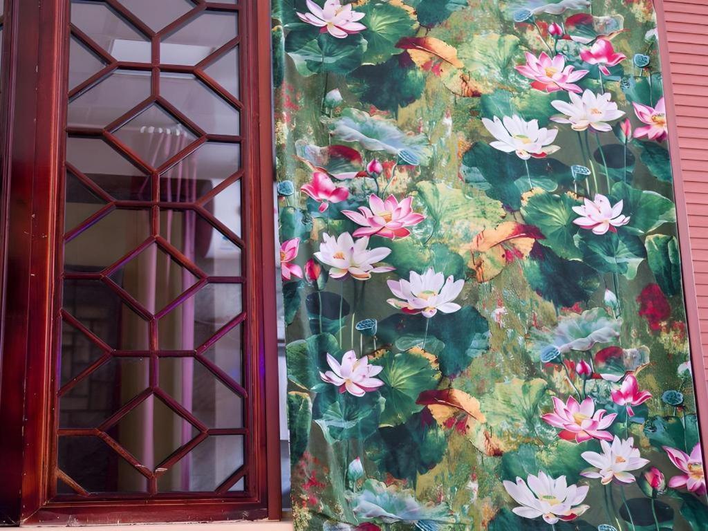 Guilin Lotus Hotel Экстерьер фото