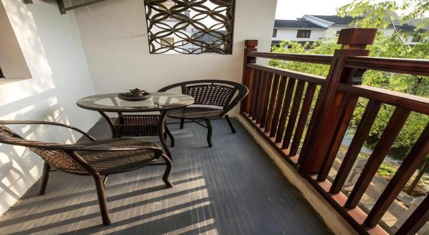Guilin Lotus Hotel Экстерьер фото
